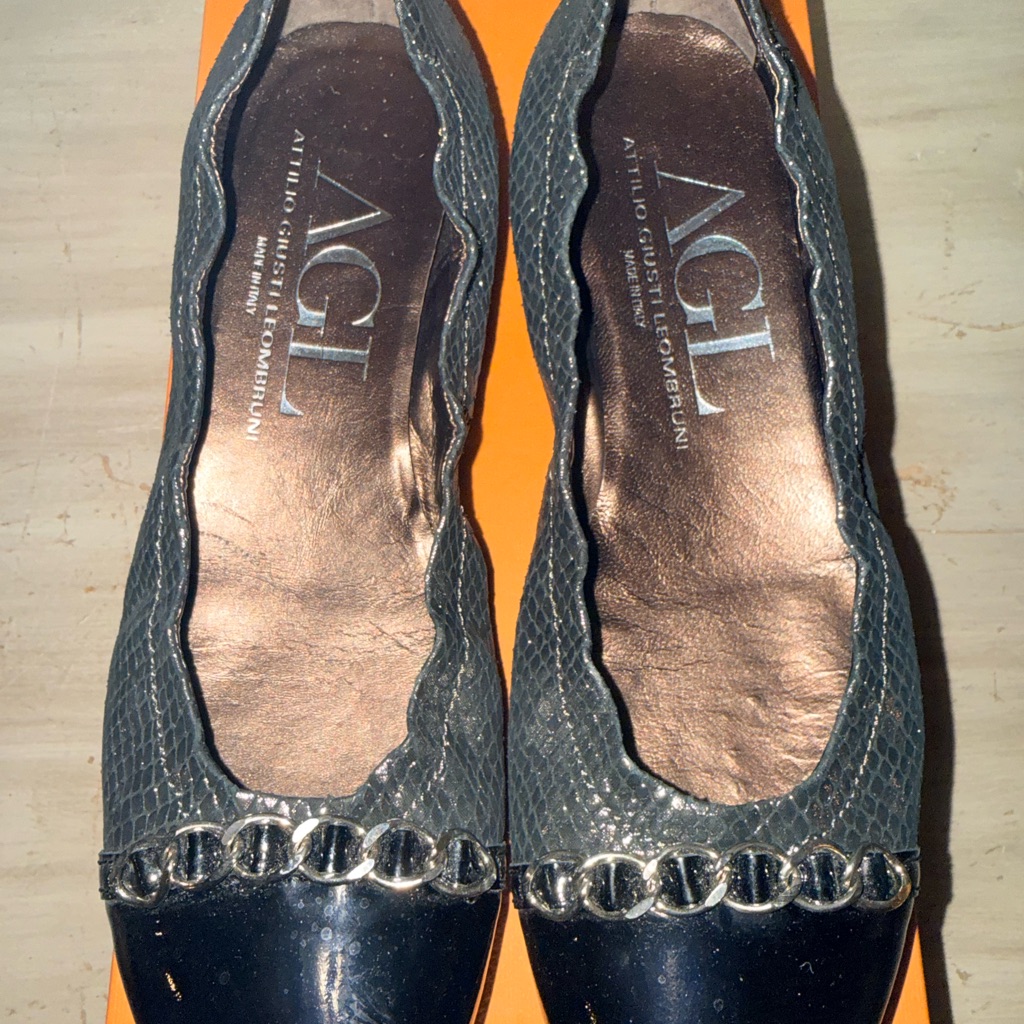 Agl Metallic Black Textured Leather Chain-Trim Flats
